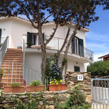 Il Ginepro Di Stintino Bed & Breakfast Bagian luar foto