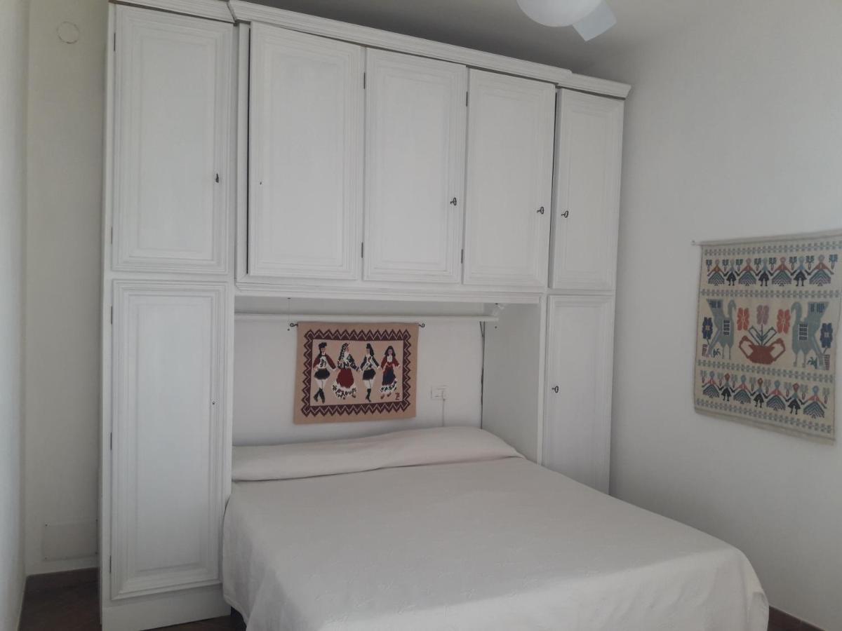 Il Ginepro Di Stintino Bed & Breakfast Ruang foto
